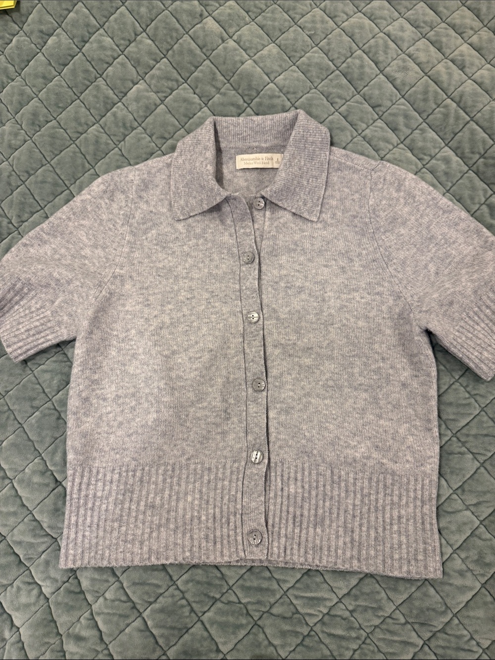 Abercrombie & Fitch Heather Light Gray Short-Sleeve Button Cardigan wool blend